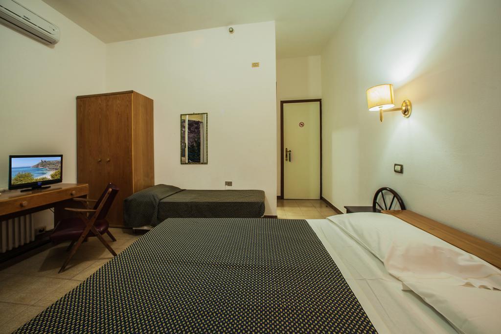 Hotel Calamosca Cagliari Luaran gambar